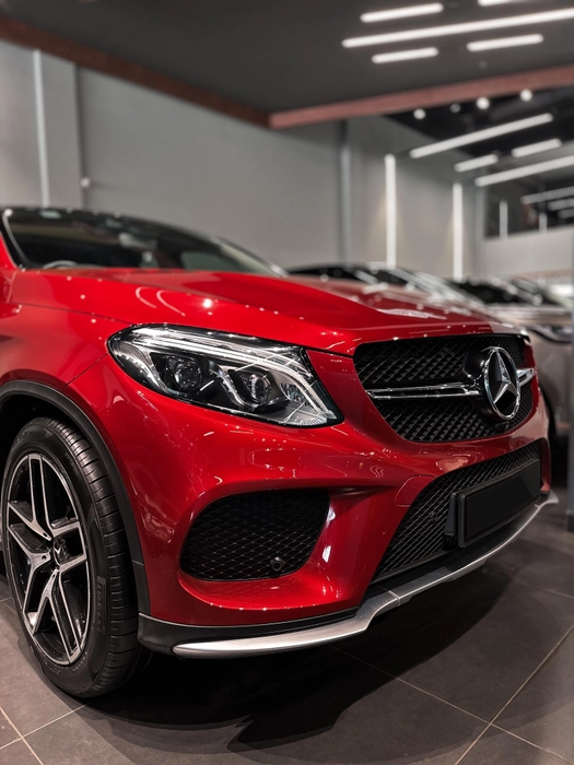 Mercedes Benz GLE 43