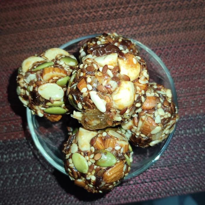 शुगर-फ्री ड्राईफ्रूट लड्डू | Sugar Free Dry fruit Laddu | 100% नैचुरल और हेल्दी