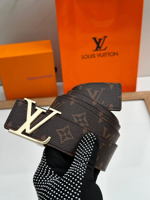 LOUIS VUITTON Belt