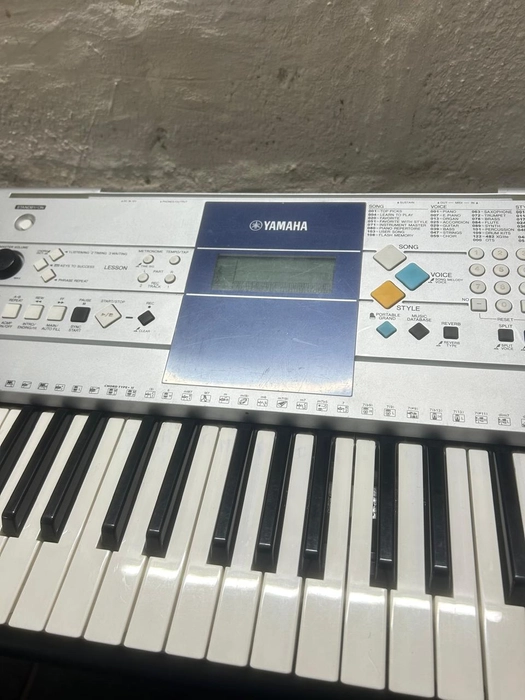 PSR E323
