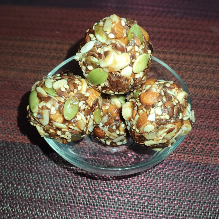 शुगर-फ्री ड्राईफ्रूट लड्डू | Sugar Free Dry fruit Laddu | 100% नैचुरल और हेल्दी