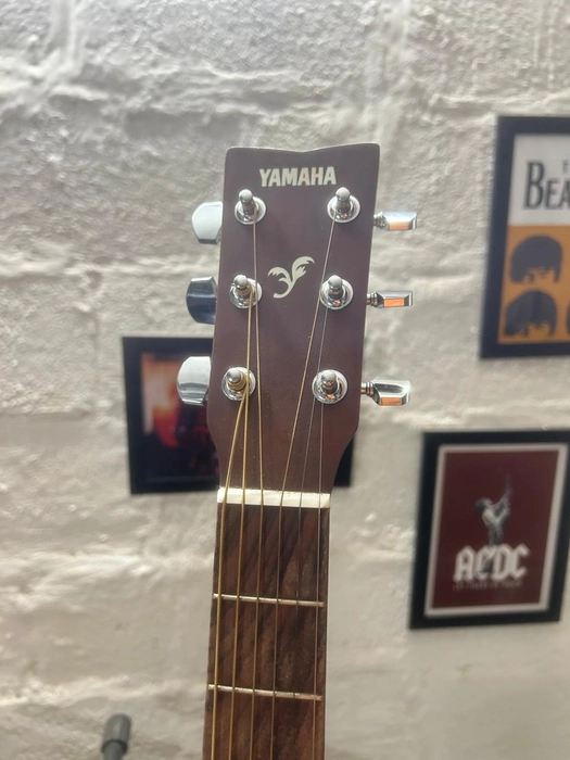 Yamaha F280