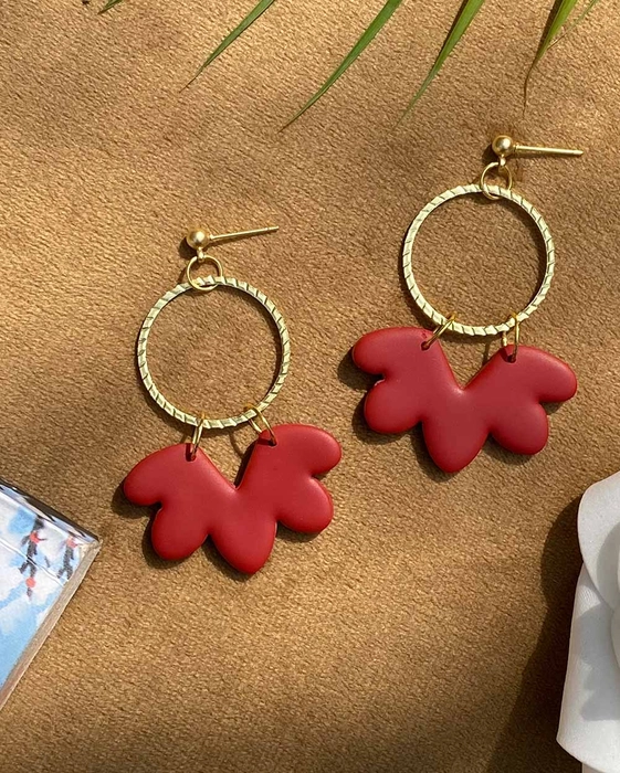 Red flower teardrop earrings – Remedy Design Shop