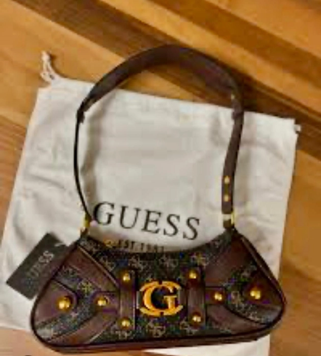 Guess Sling