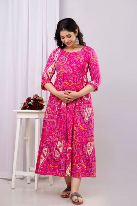 Henal Pink Paisley Cotton Maternity Dress – Vibrant Maxi for Modern Moms