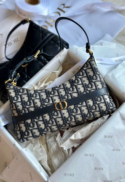 Dior Sling