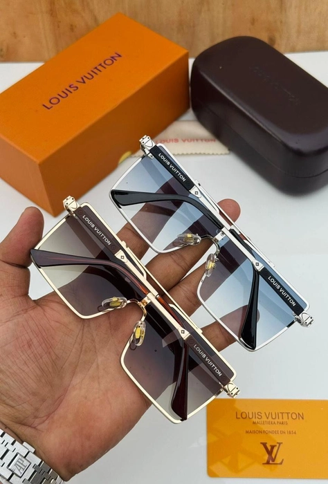 LOUIS VUITTON Shades