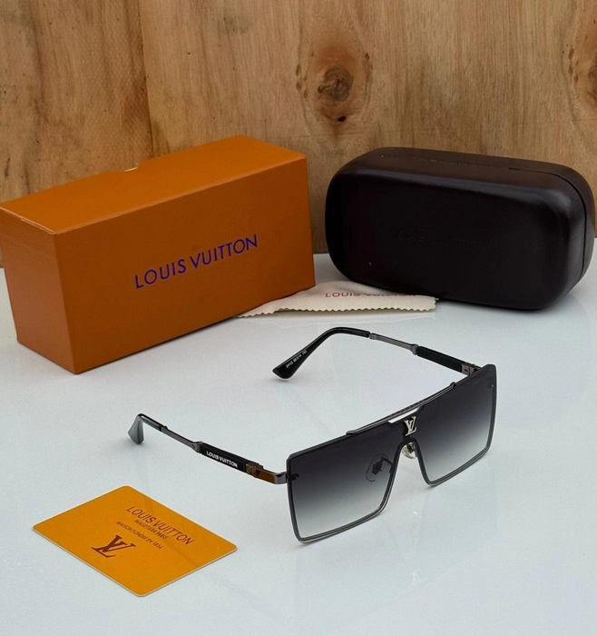 LOUIS VUITTON Shades