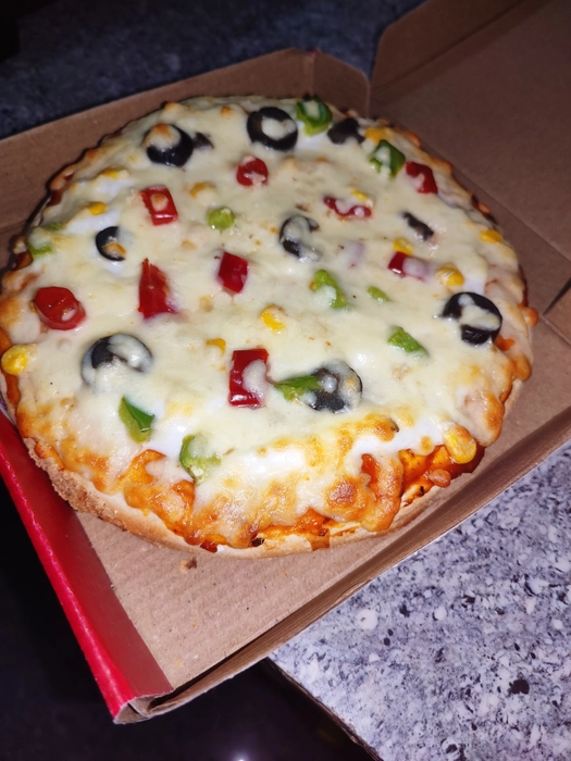 4 Cheese Double Base Pizza
