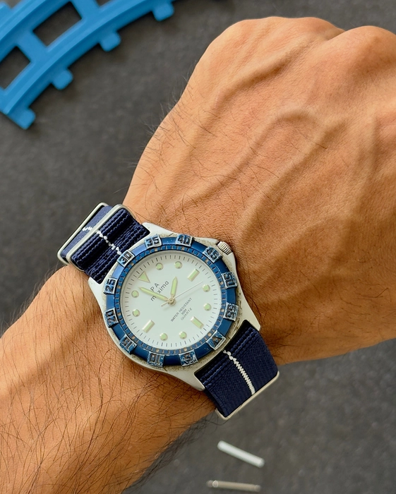 Blue and white nato strap sale