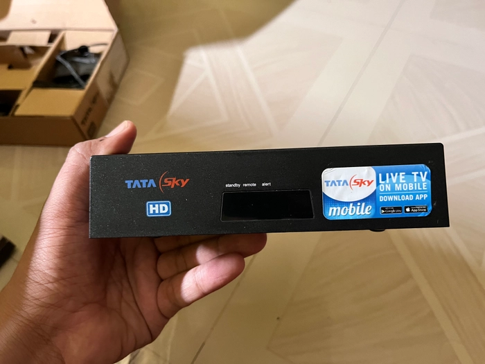 Tata Sky HD SETOP box HD