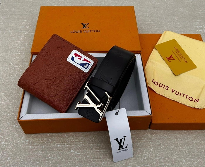LOUIS VUITTON Wallet & Belt Combo