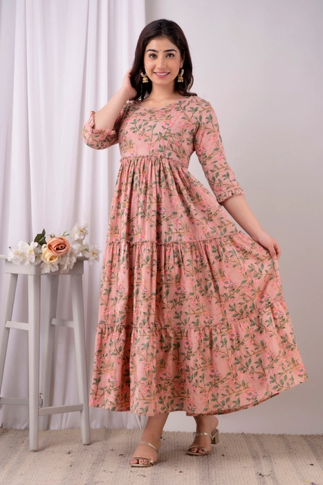 Peach Floral Cotton Maternity Dress – Tiered Anarkali Style with 3/4 Sleeves