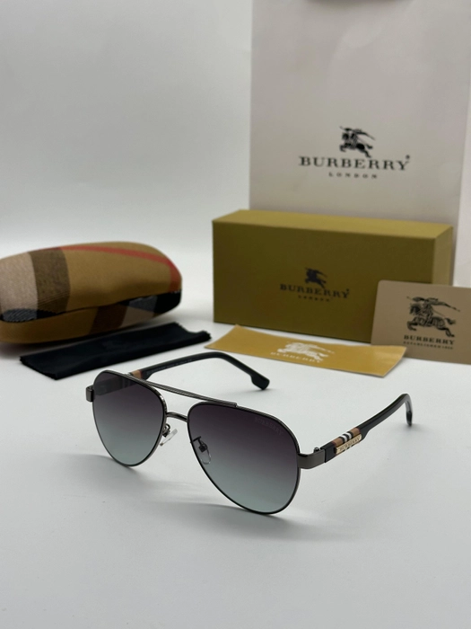 BURBERRY Shades
