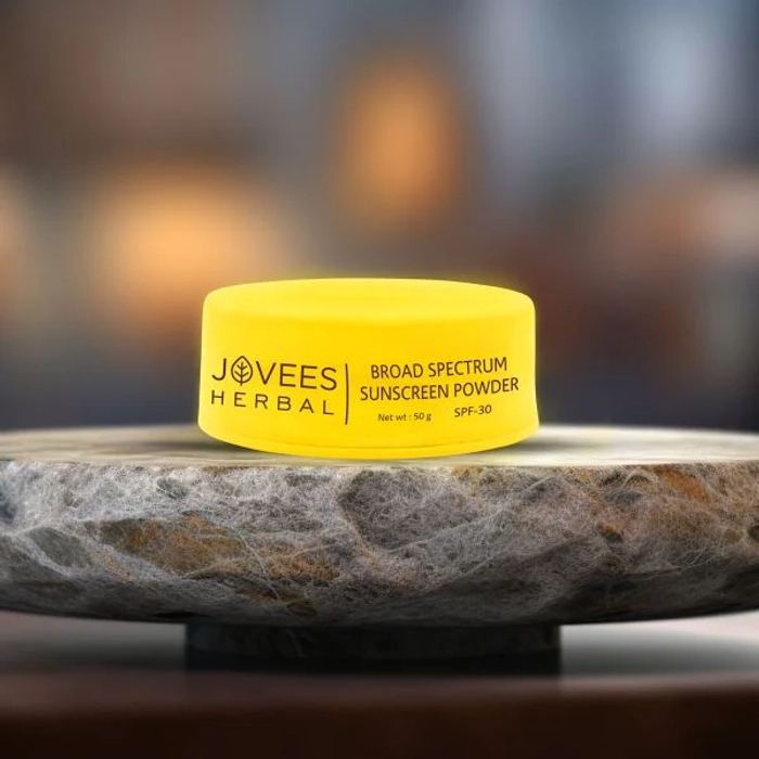 Jovees Broad Spectrum Sunscreen Powder |SPF30 |Prevents Skin Damage