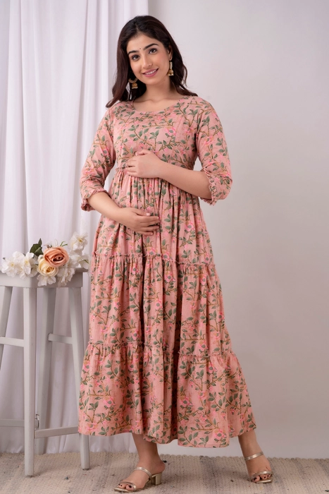 Peach Floral Cotton Maternity Dress – Tiered Anarkali Style with 3/4 Sleeves