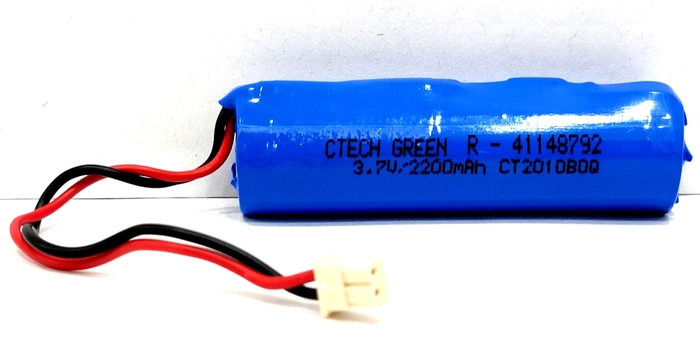 Lithium-Ion 18650 Rechargeable Cell 3.7V 2200mAh with wire connector