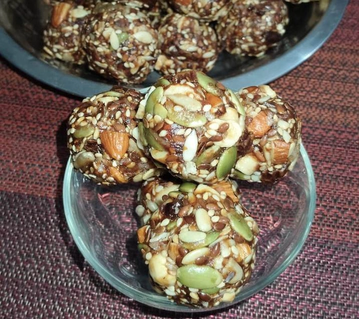 शुगर-फ्री ड्राईफ्रूट लड्डू | Sugar Free Dry fruit Laddu | 100% नैचुरल और हेल्दी