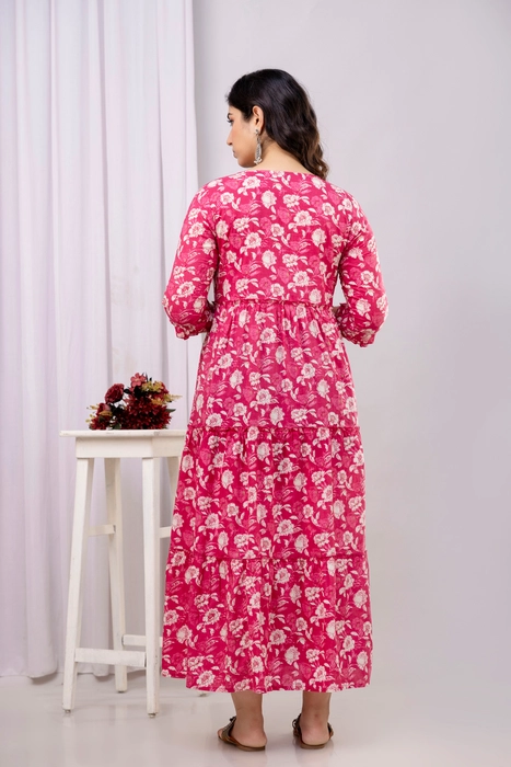 Henal Soft Pink Floral Cotton Maternity Dress – Elegant Comfort for Everyday Glow