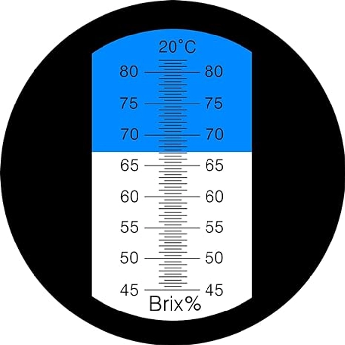 Real Instruments 45-82% Brix Held Hand Refractometer