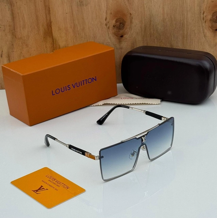 LOUIS VUITTON Shades