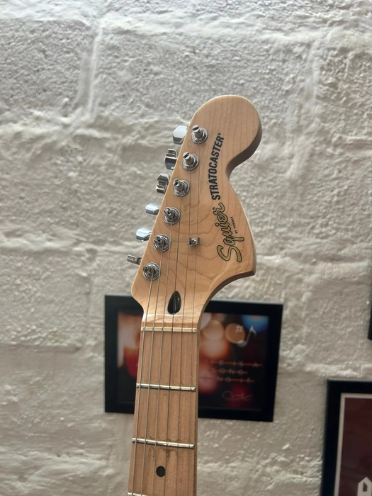 Fender Affinity Stratocaster (Maple Fret)