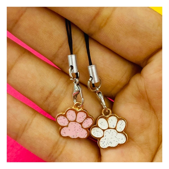 Paw sparkle phone charm (White)