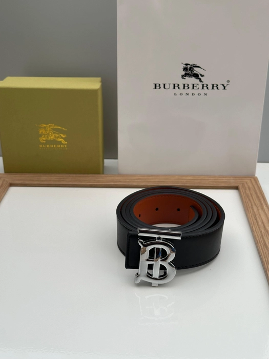 BURBERRY Belt