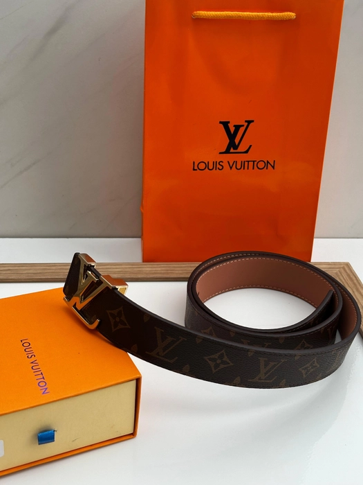LOUIS VUITTON Belt