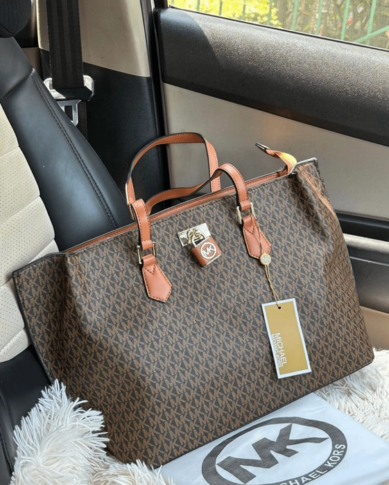 Michael Kors tote bag retailer