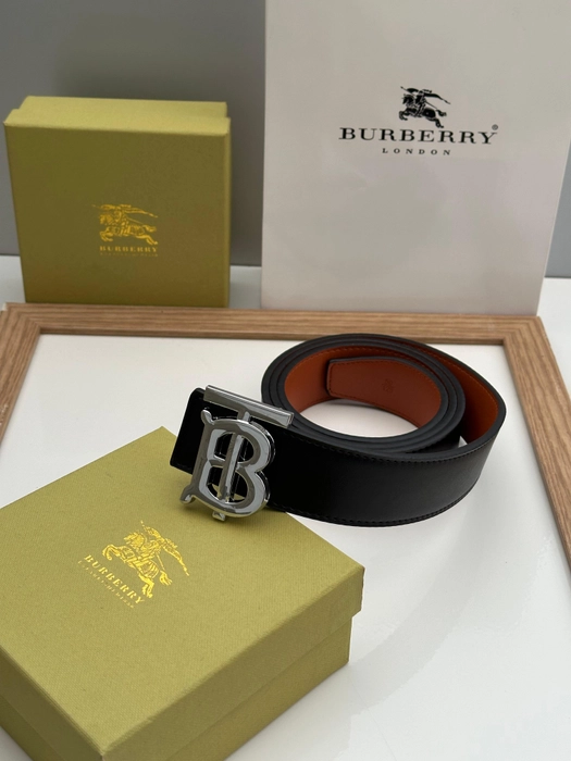 BURBERRY Belt