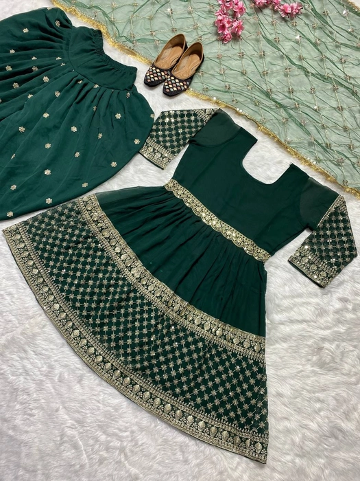 Dhoti Salwar Suit New Style Of Dhoti Salwar Punjabi Dhoti Salwar Dhoti  Style Salw… | Stylish dresses for girls, Sleeves designs for dresses,  Casual dress outfits