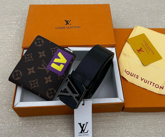 LOUIS VUITTON Wallet & Belt Combo