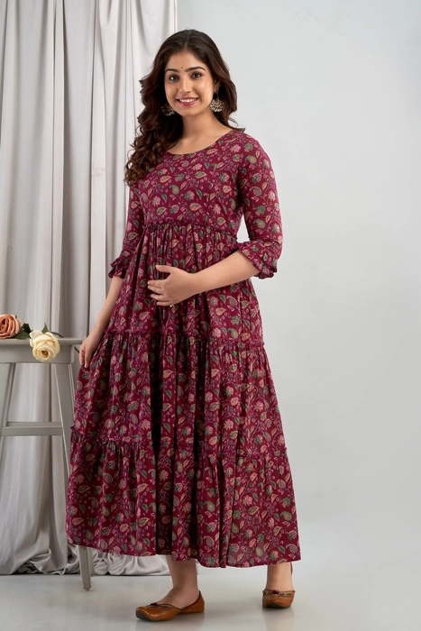 Burgundy Floral Cotton Maternity Dress for Women – Tiered Fit with 3/4 Sleeves