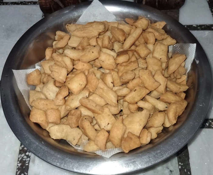 मठरी। Mathari