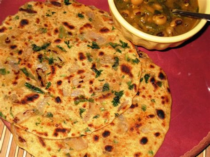 Onion Paratha (Normal Aata with Ghee)