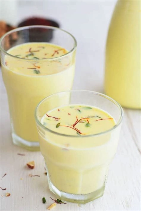 Badaam Milk