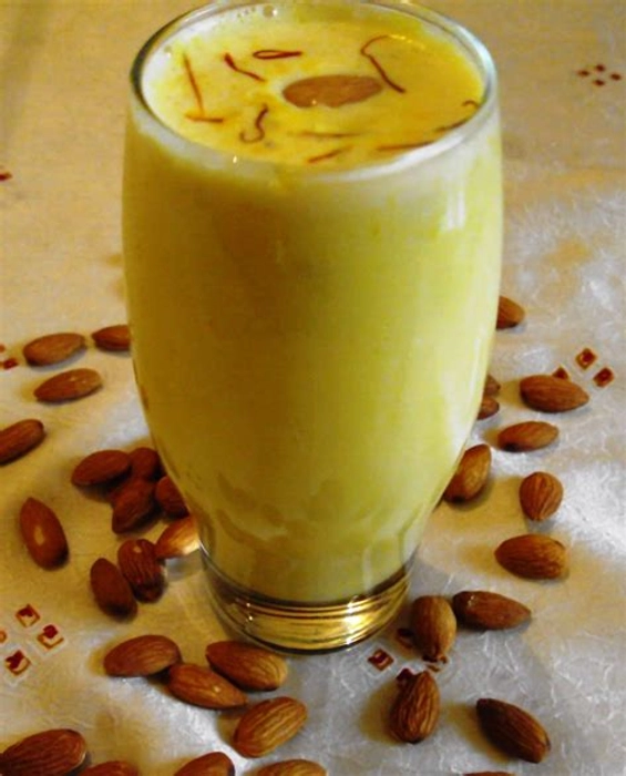 Badaam Milk