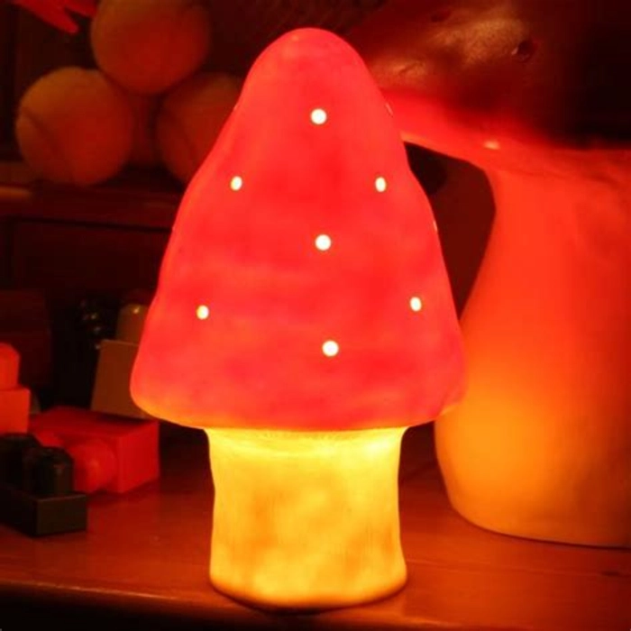 Egmont mushroom store lamp