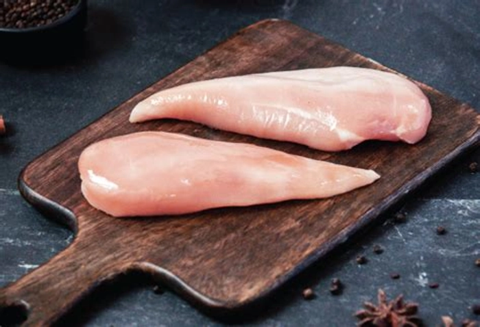 CHICKEN BREAST BONELESS - 500GM