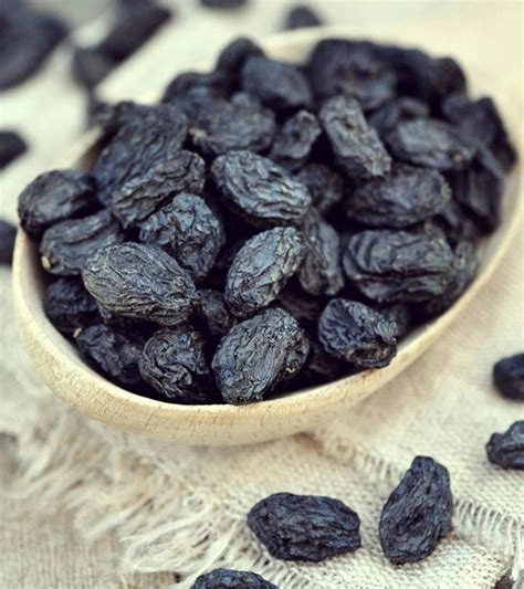 BLACK RAISINS