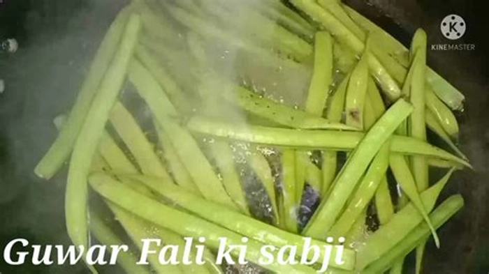 Gwar Fali(ग्वार की फली)