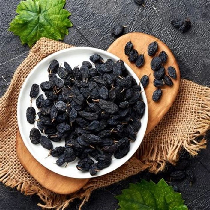 BLACK RAISINS