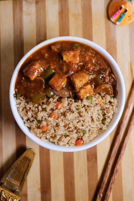 Chilli Paneer with Fried Rice