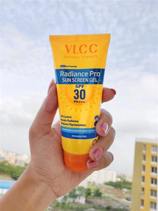 VLCC Radiance Pro SPF 30 Sunscreen Gel