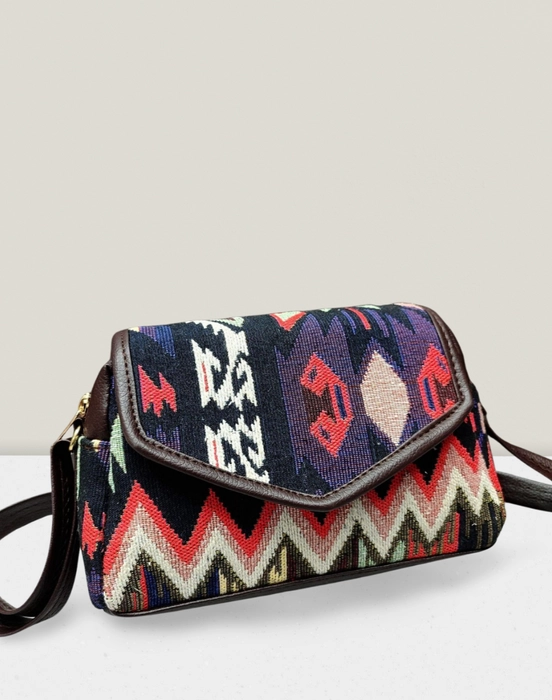 Red Aztec Print Crossover Bag by Montana West – Block Saddle Company, LLC