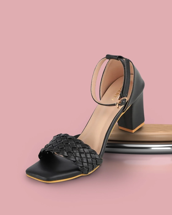 Senorita Fashion (Cream) Sandals For Womens D1-09 By Liberty