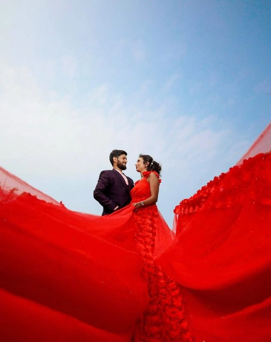 Wedding gown inspiration - wine red ballgown | Wedding gown inspiration, Red  wedding gowns, Prom photoshoot