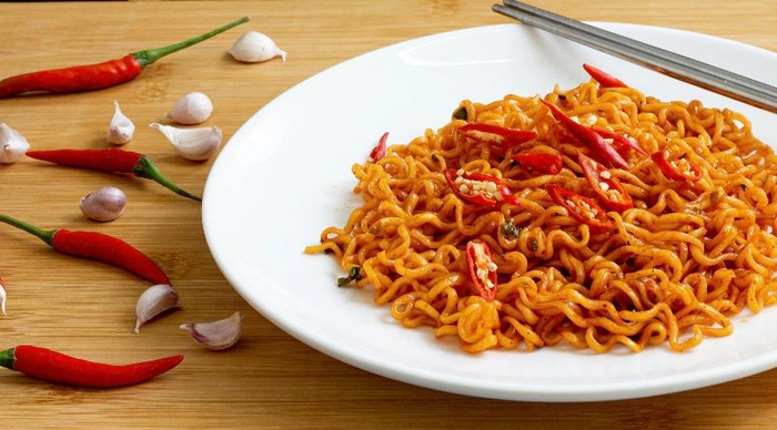 Chilli Garlic Maggi