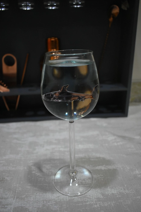 Something Fishy Wine glass